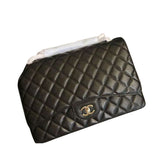 Bolsa Chanel® Classic Caviar 255